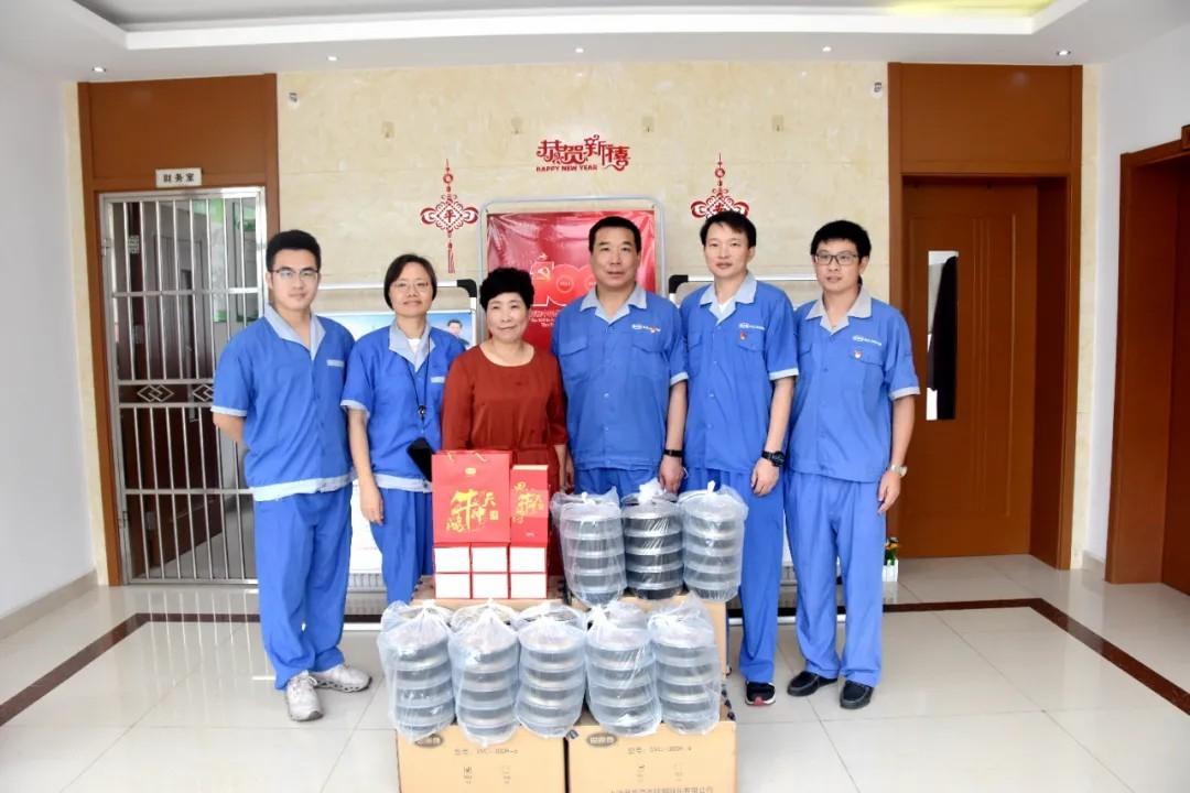 鴻牛最新動(dòng)態(tài)，引領(lǐng)科技創(chuàng)新，塑造未來(lái)視界